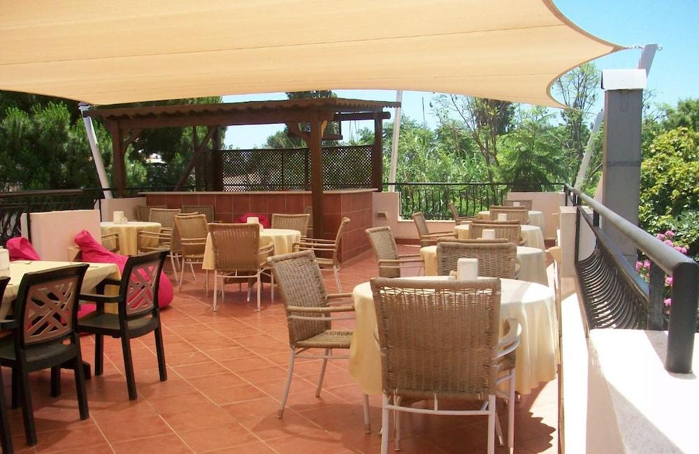 אורטקנט Kriss Otel מראה חיצוני תמונה