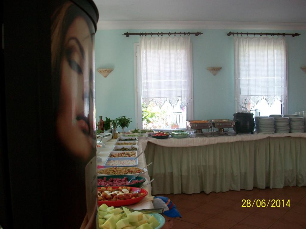 אורטקנט Kriss Otel מראה חיצוני תמונה