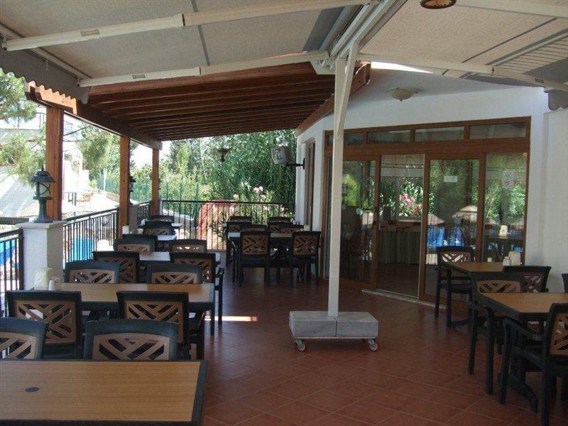 אורטקנט Kriss Otel מראה חיצוני תמונה