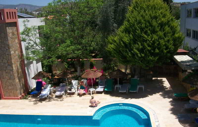 אורטקנט Kriss Otel מראה חיצוני תמונה
