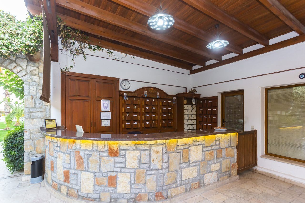 אורטקנט Kriss Otel מראה חיצוני תמונה