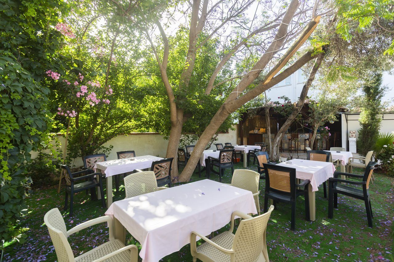 אורטקנט Kriss Otel מראה חיצוני תמונה